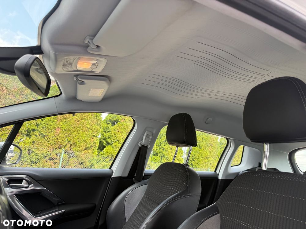 Peugeot 2008 PureTech 110 Stop&Start EAT6 Allure - 16