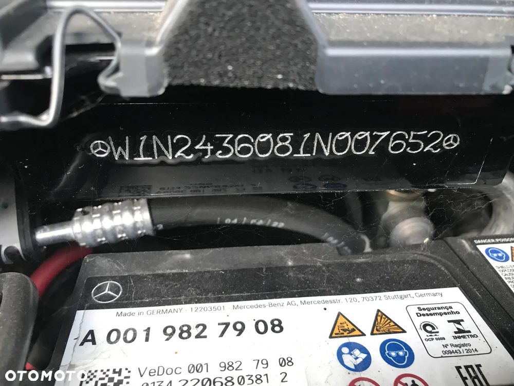 Mercedes-Benz EQB 300 66.5kWh 4-Matic Progressive - 28