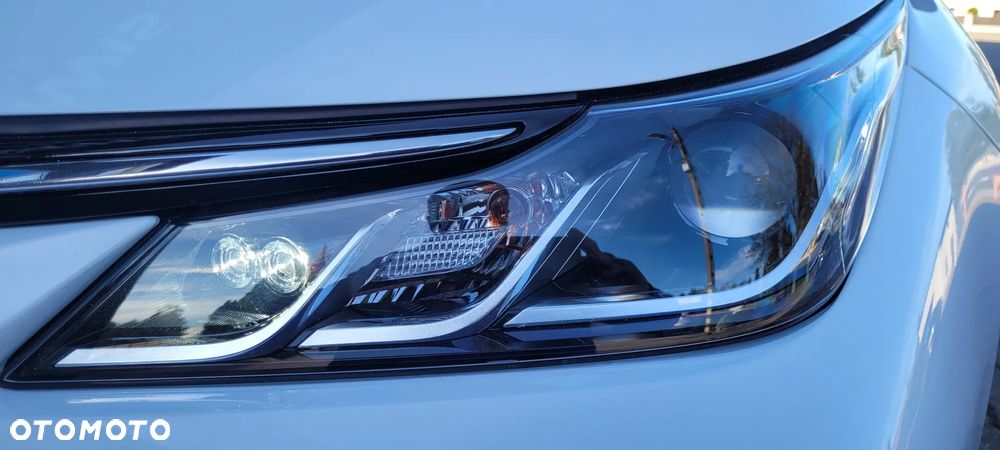 Toyota Corolla 1.8 Hybrid Active - 10