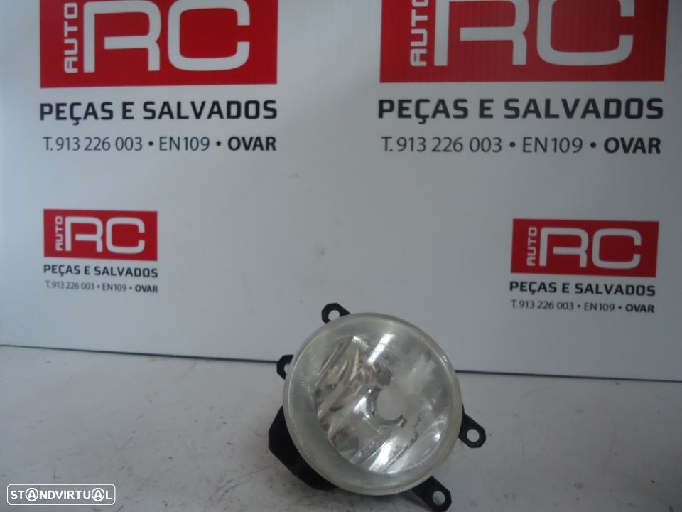 Farol Nevoeiro Toyota Yaris - 1