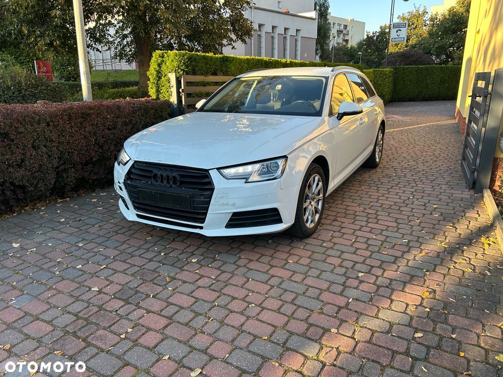 Audi A4 - 1