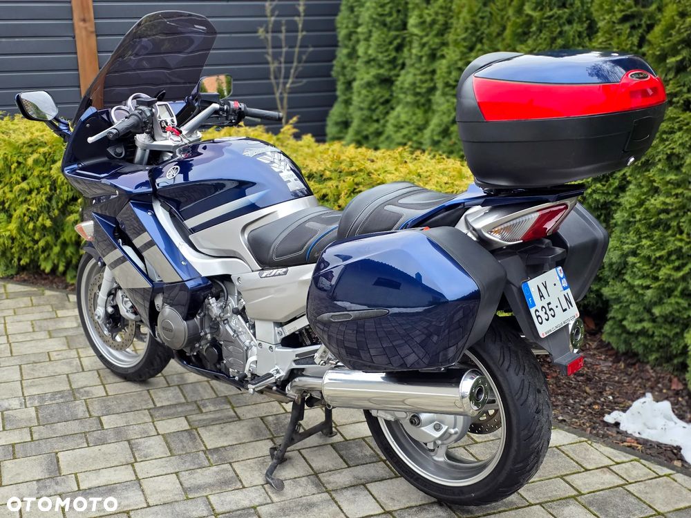 Yamaha FJR - 24
