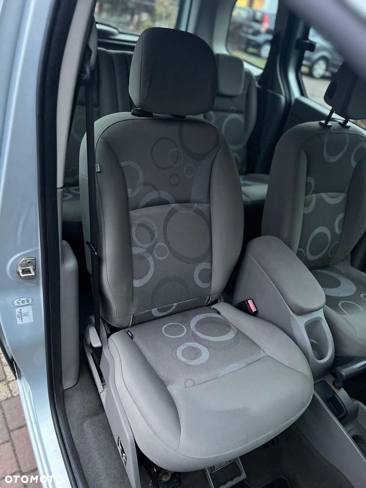 Renault Kangoo 1.6 8V Happy Family - 13