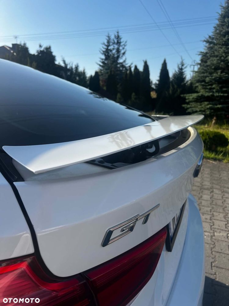 BMW Seria 3 318d Luxury Line - 11