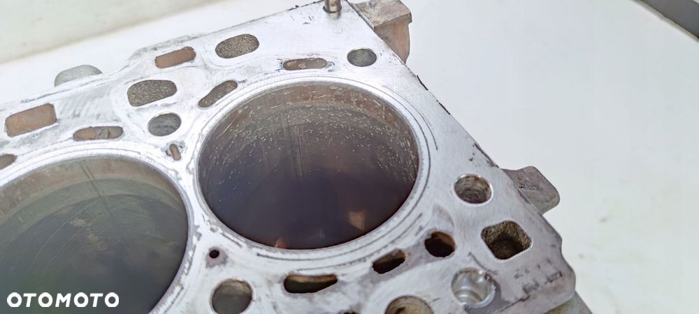 BLOK SILNIKA AUDI A6 C8 DFB 2.0 TDI 05L103023 - 10