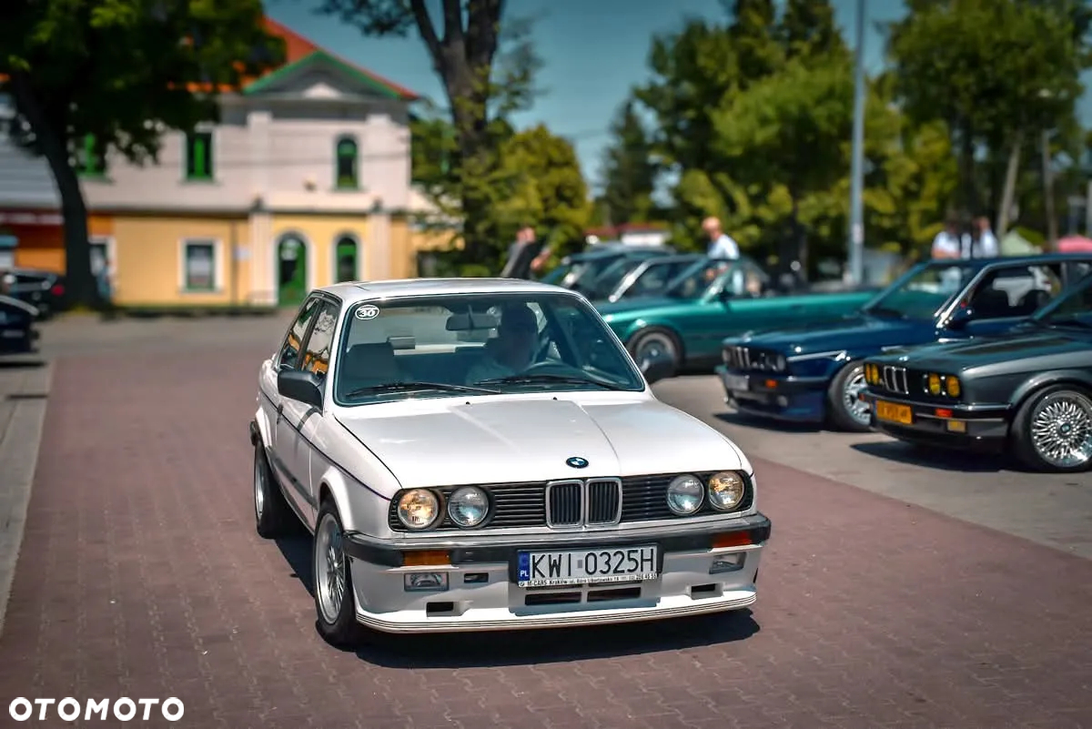 BMW Seria 3 - 11