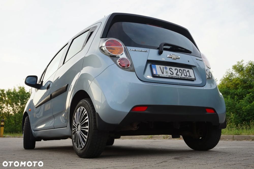 Chevrolet Spark - 15