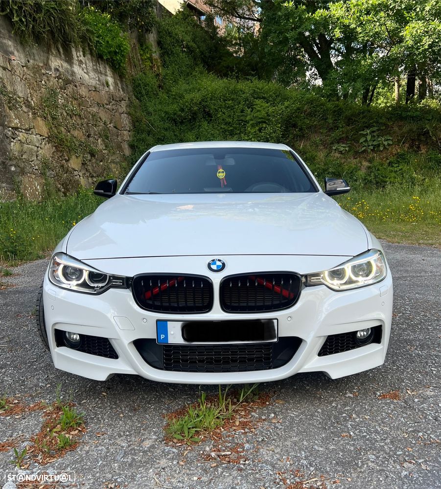 BMW 320 d Auto Pack M - 2