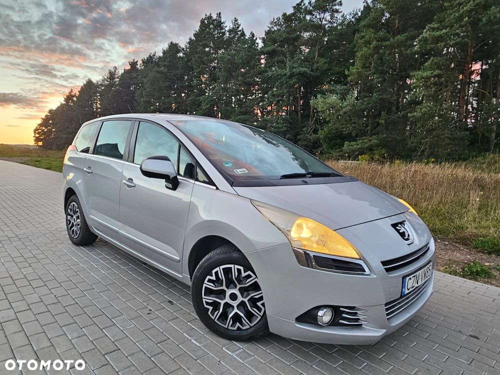 Peugeot 5008 1.6 HDi Premium - 6