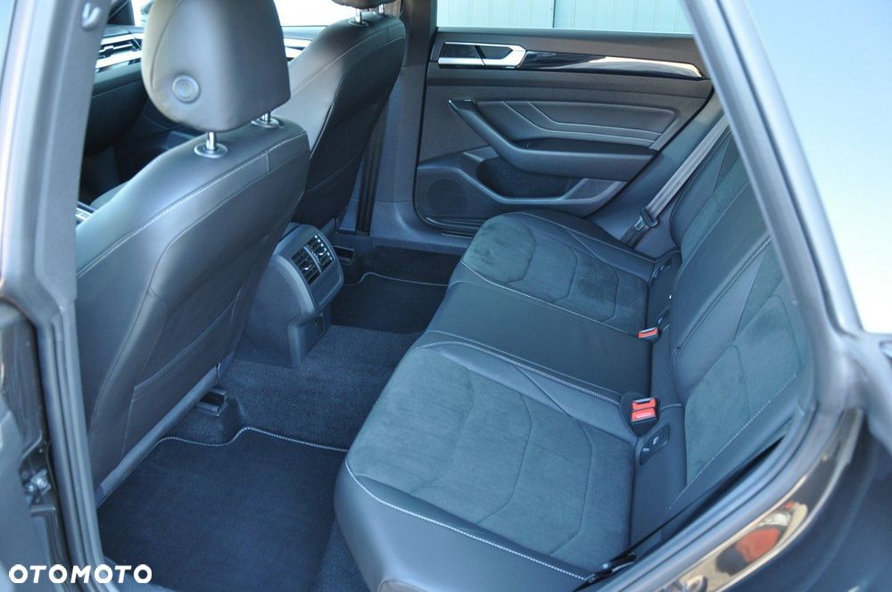 Volkswagen Arteon 2.0 TSI DSG R-Line Edition - 22