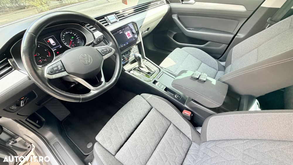 Volkswagen Passat 2.0 TDI DSG Comfortline - 18