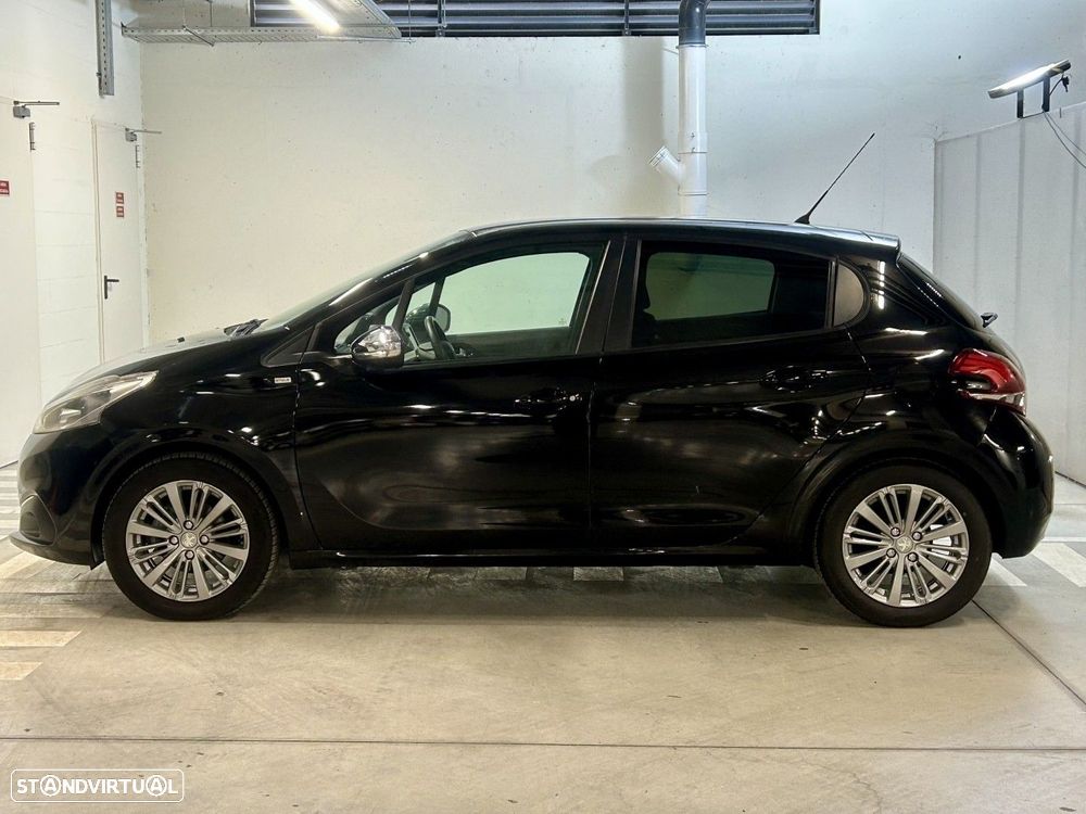 Peugeot 208 1.2 PureTech Style - 8