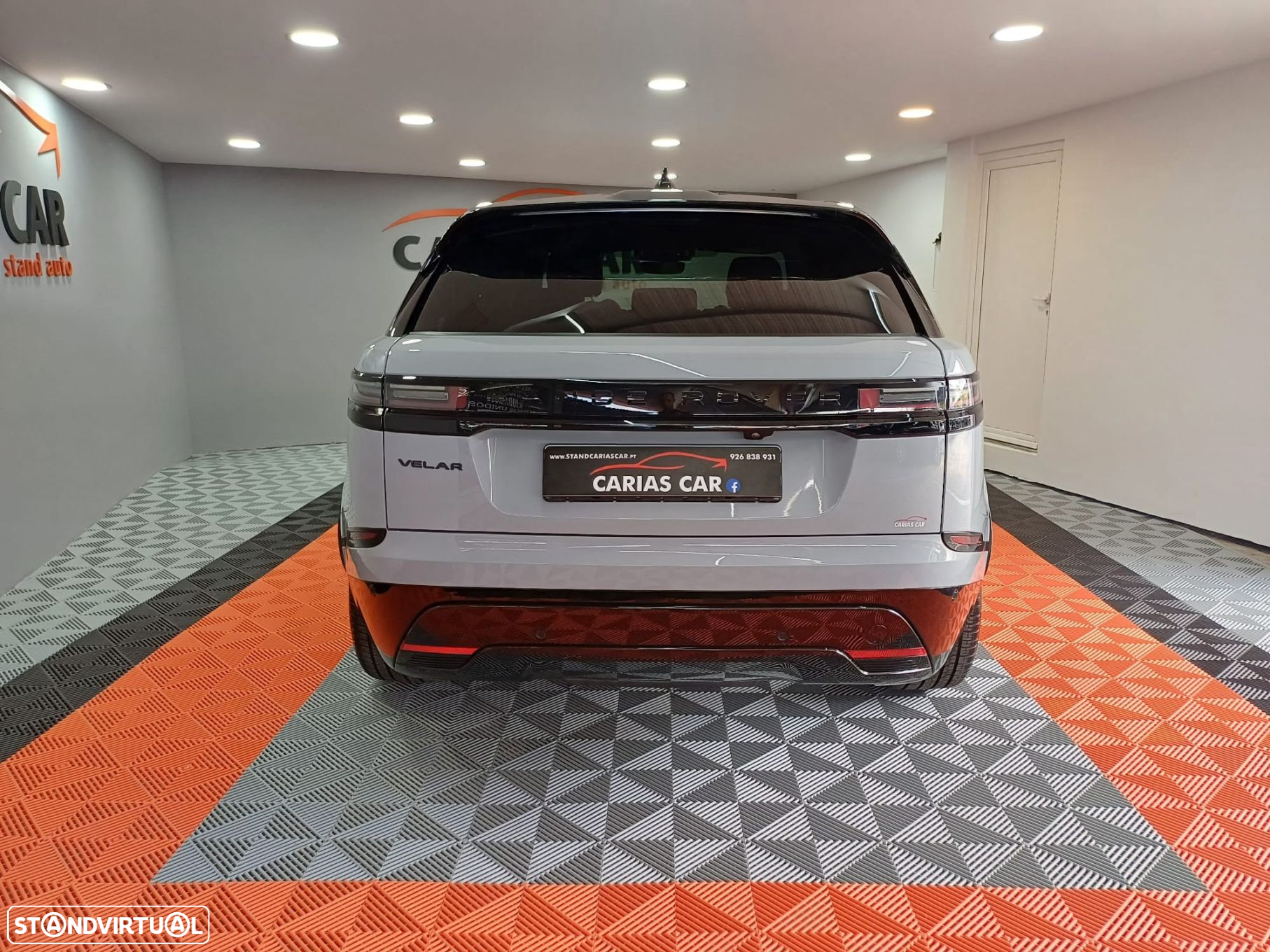 Land Rover Range Rover Velar 2.0 D200 AWD Dynamic SE - 4