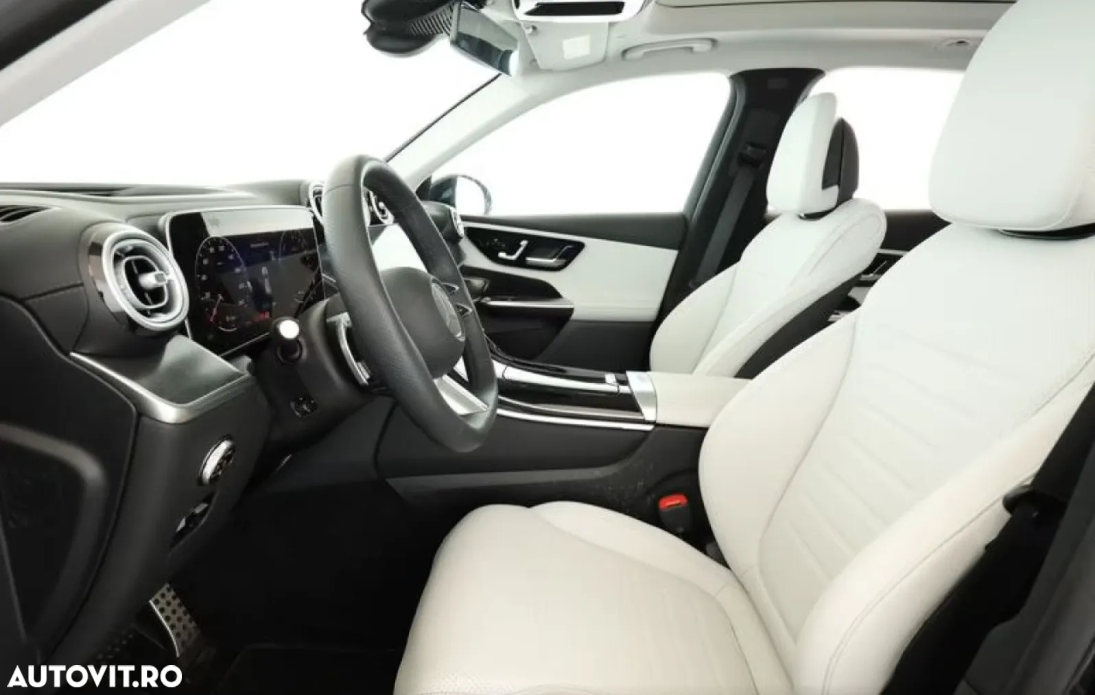 Mercedes-Benz GLC 300 e 4Matic 9G-TRONIC AMG Line Advanced - 4