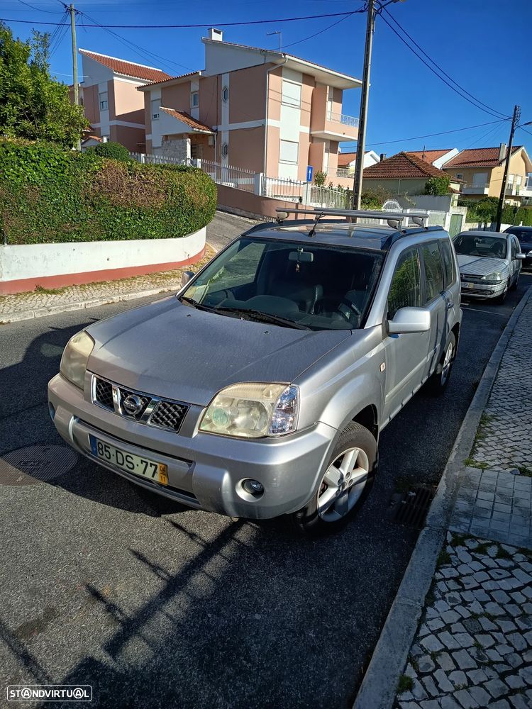 Nissan X-Trail 2.2 DCi 4x4 Elegance - 2
