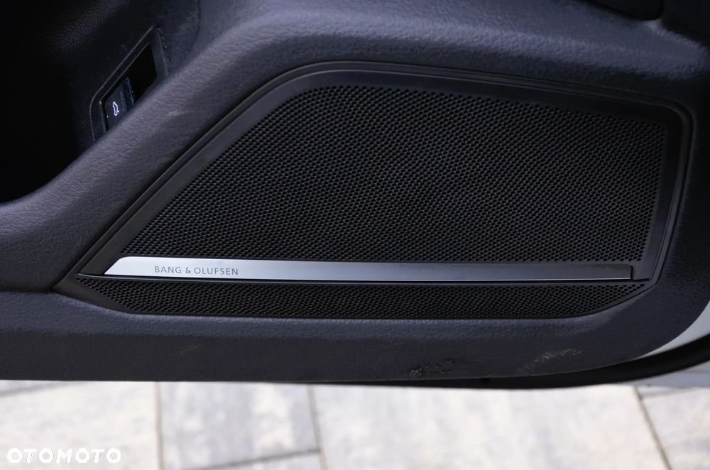 Audi A6 Allroad - 25