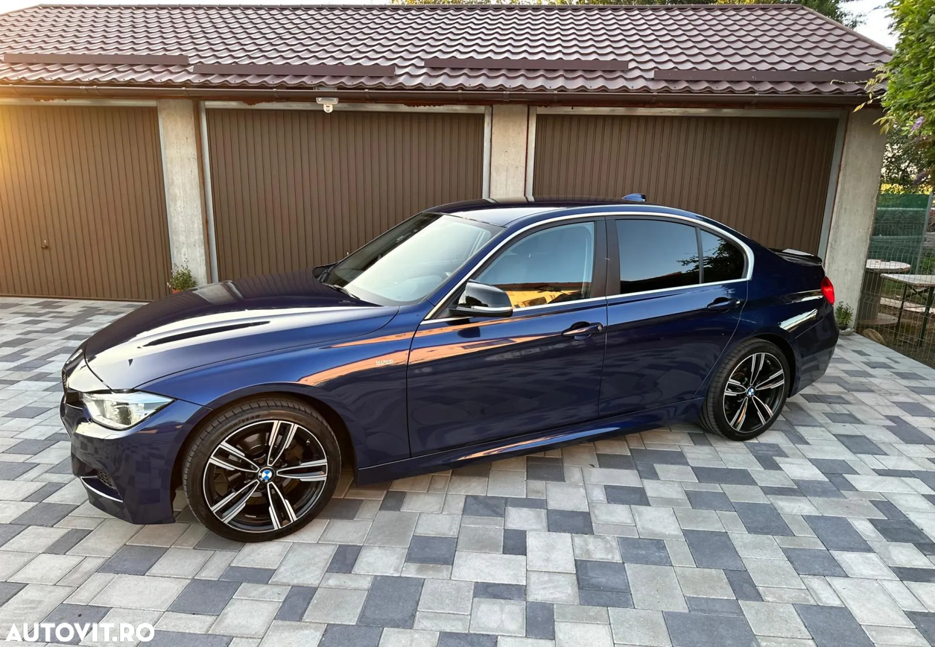 BMW Seria 3 320d Efficient Dynamic Edition Aut. Sport Line - 2