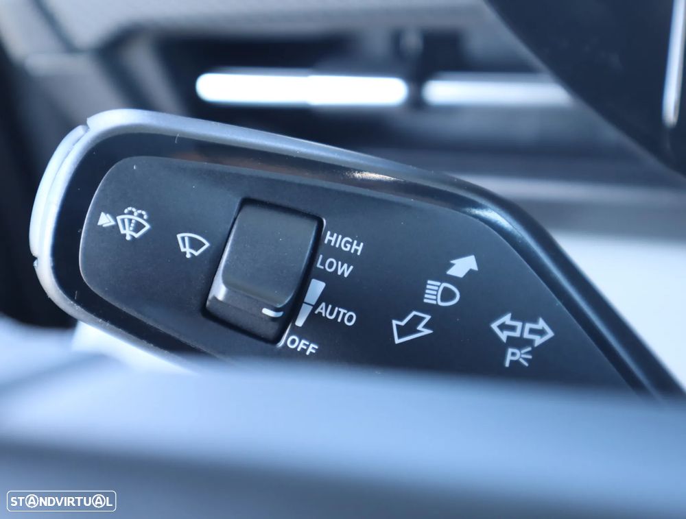 Ford Capri 77 kWh Premium - 36