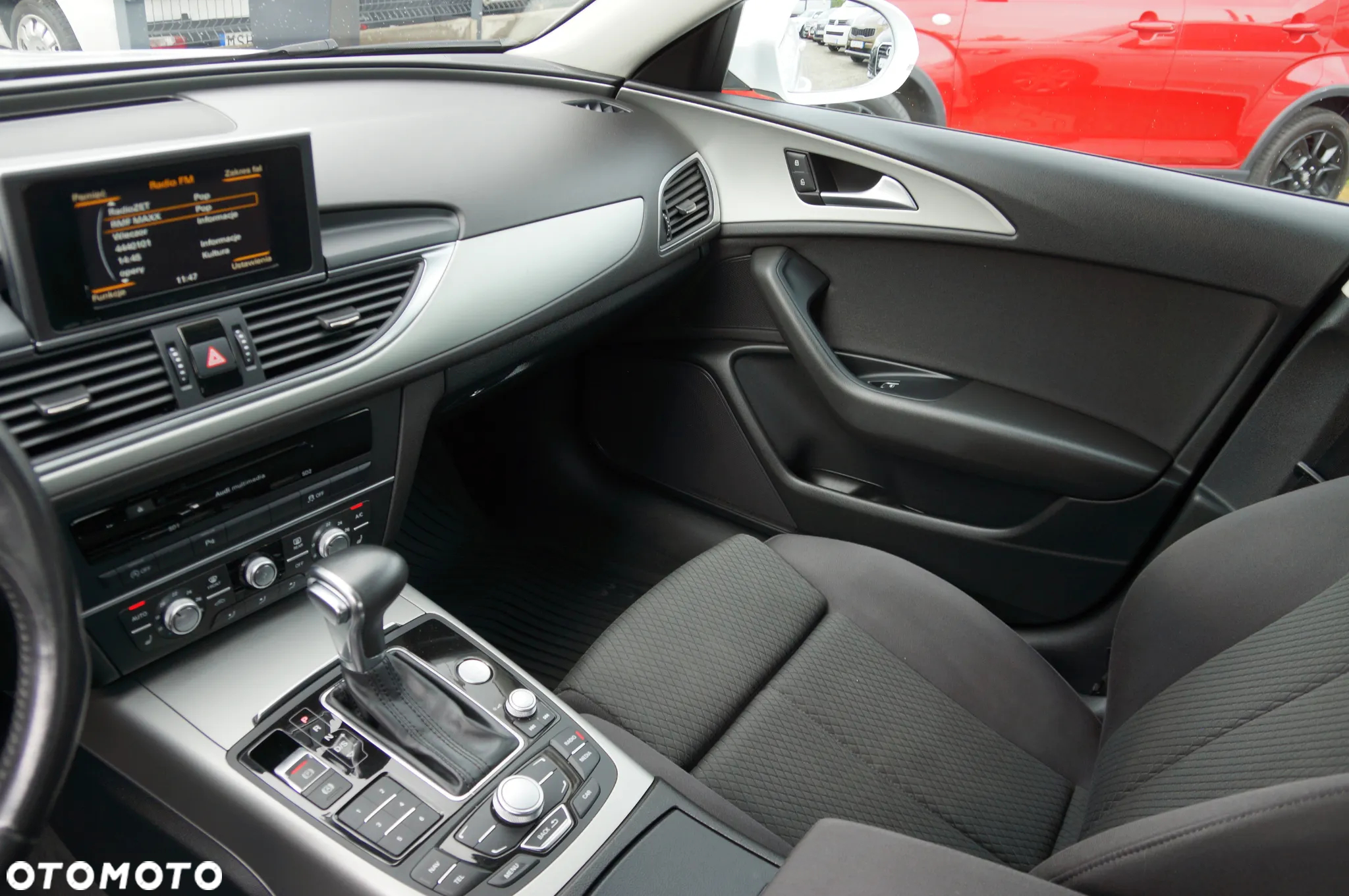 Audi A6 Avant 2.0 TDI Ultra S tronic - 22