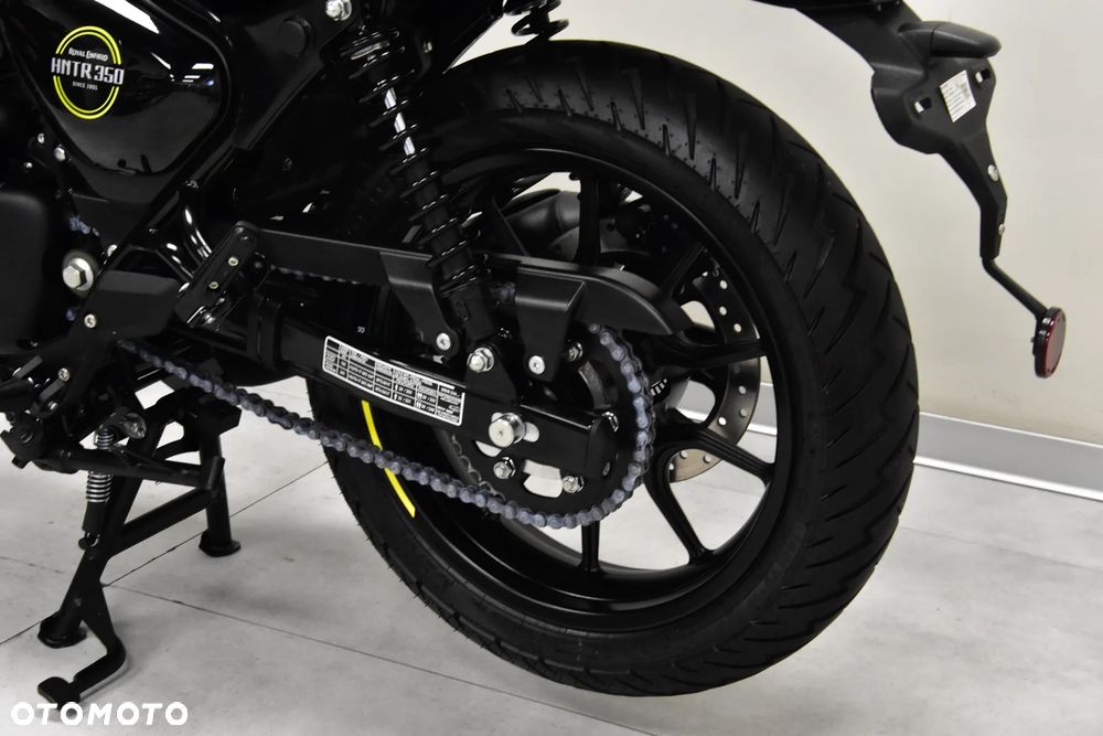 Royal Enfield HNTR - 35
