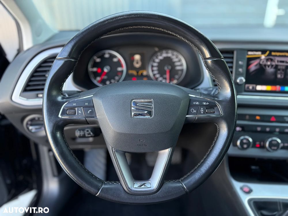 Seat Leon 2.0 TDI DPF Start&Stop XCELLENCE - 24