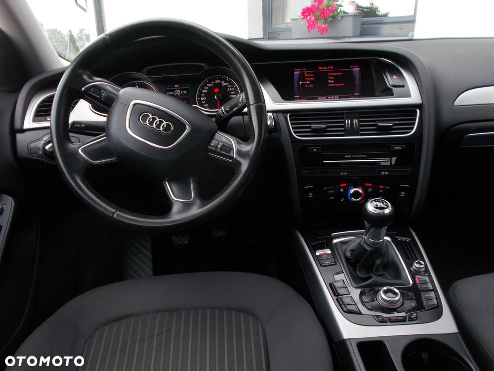Audi A4 Avant 2.0 TDI - 7