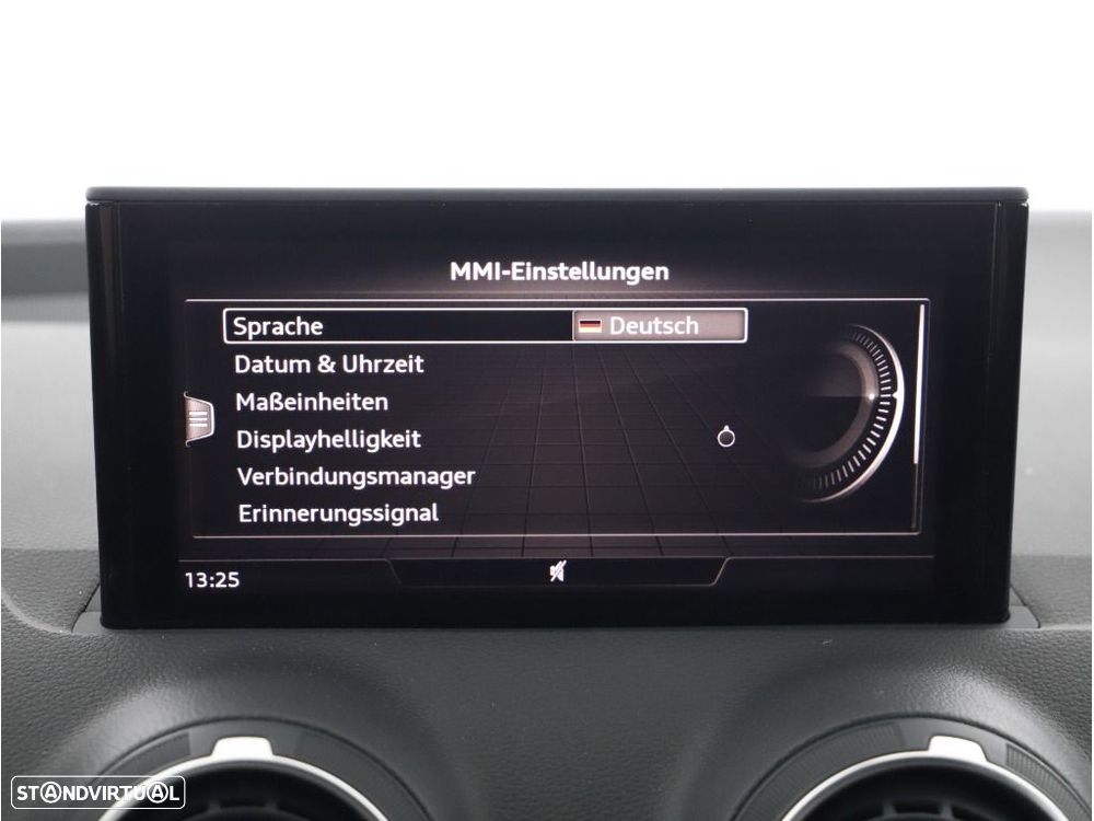 Audi Q2 30 TFSI Advanced - 17