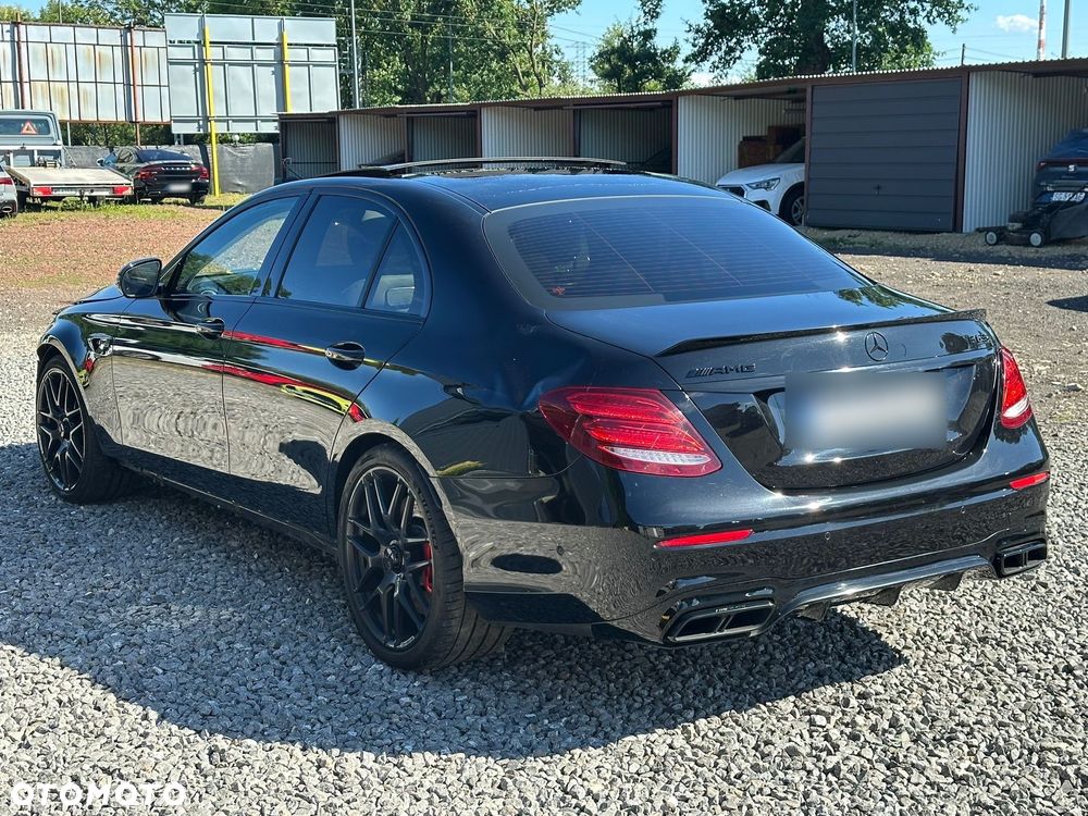 Mercedes-Benz Klasa E AMG 63 S 4-Matic+ - 4