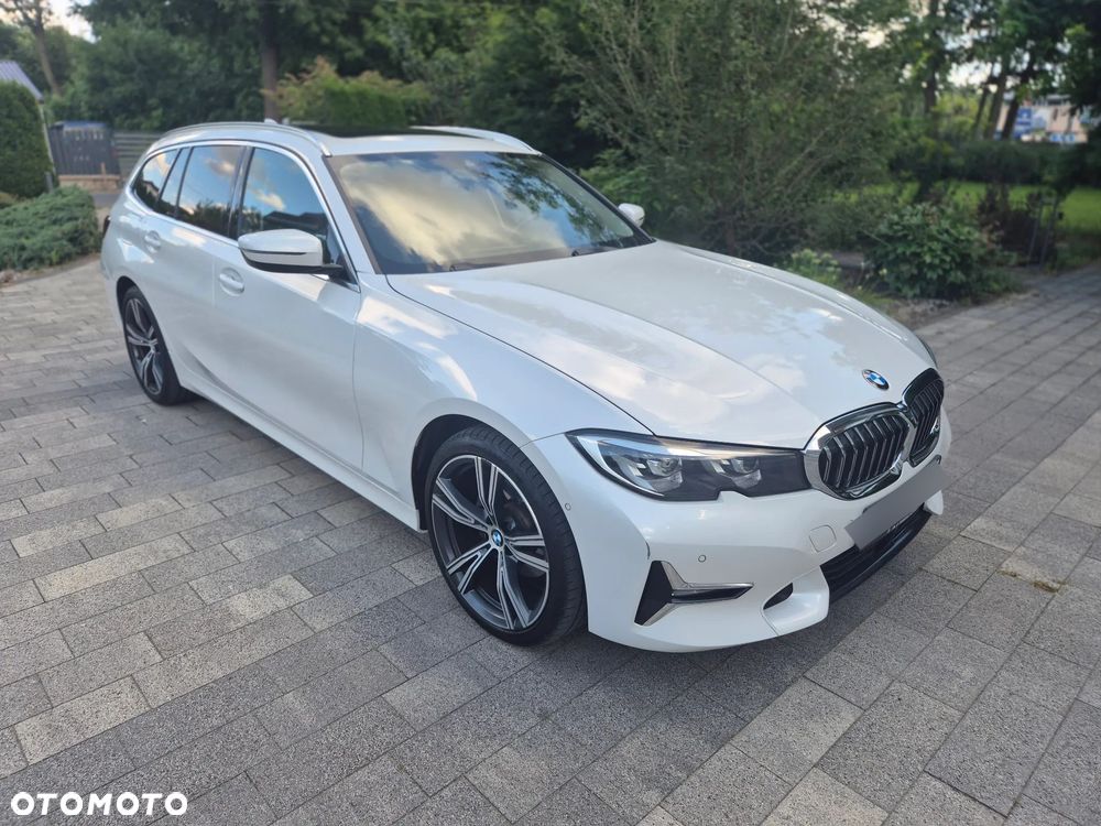 BMW Seria 3 320d MHEV Luxury Line - 23