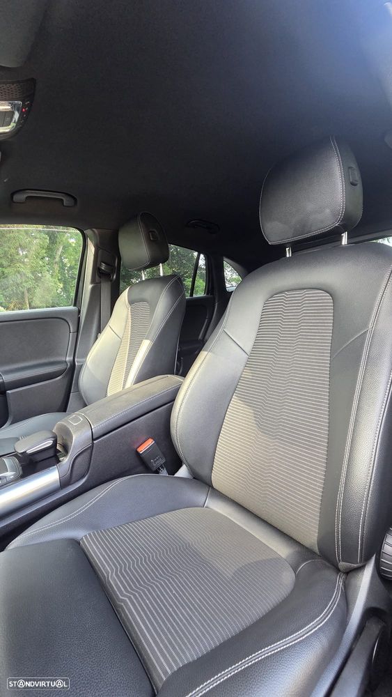Mercedes-Benz GLA 250 e 8G-DCT AMG Line - 11