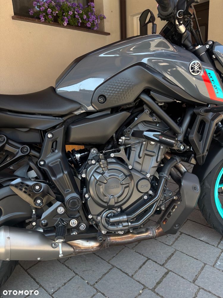 Yamaha MT - 5