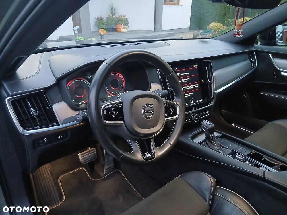 Volvo S90 - 19