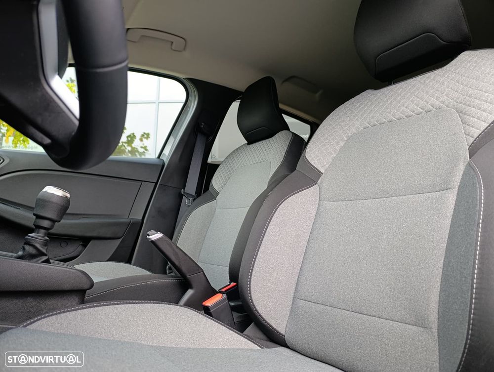 Renault Clio 1.0 TCe Evolution - 14