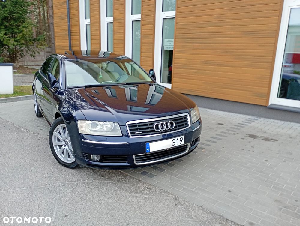 Audi A8 4.2 Quattro - 14