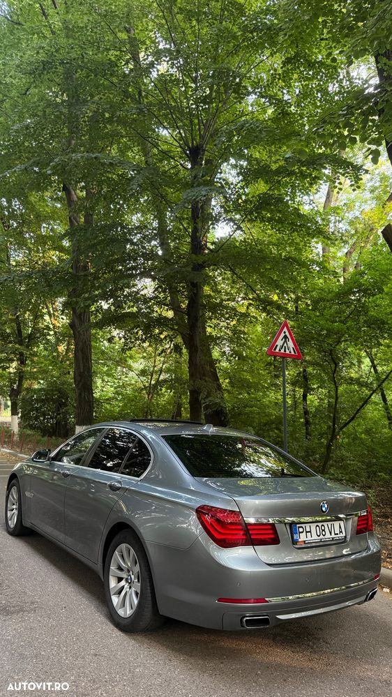 BMW Seria 7 740d xDrive - 9