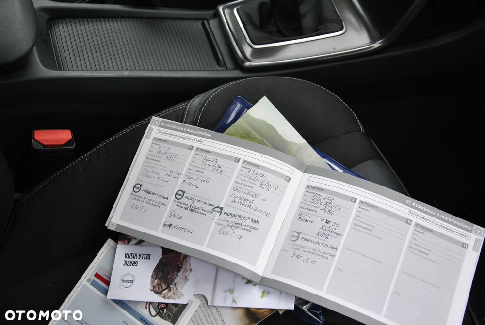 Volvo V40 D2 - 8