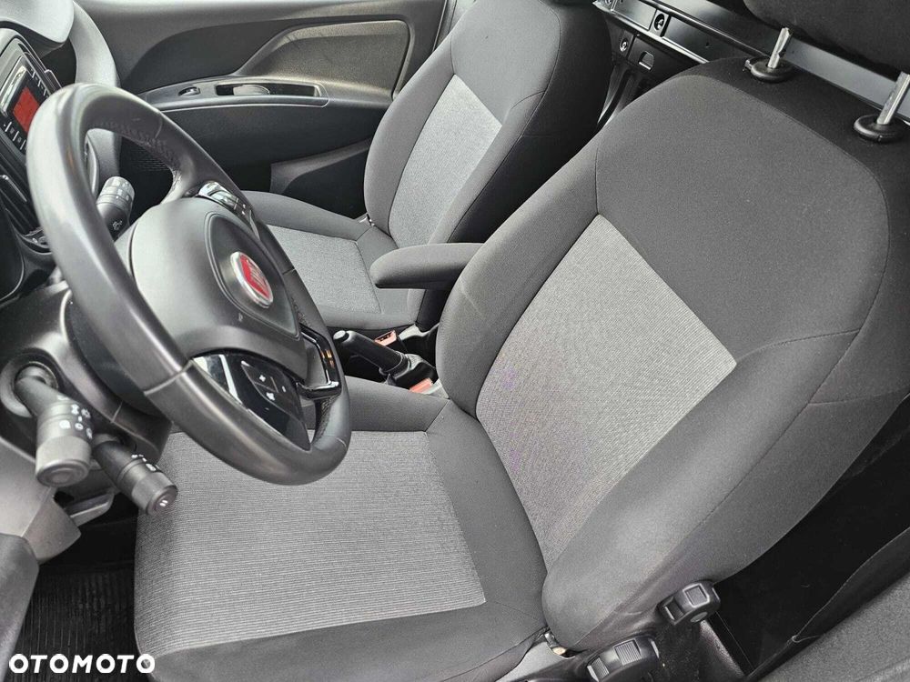 Fiat doblo MAXI - 17