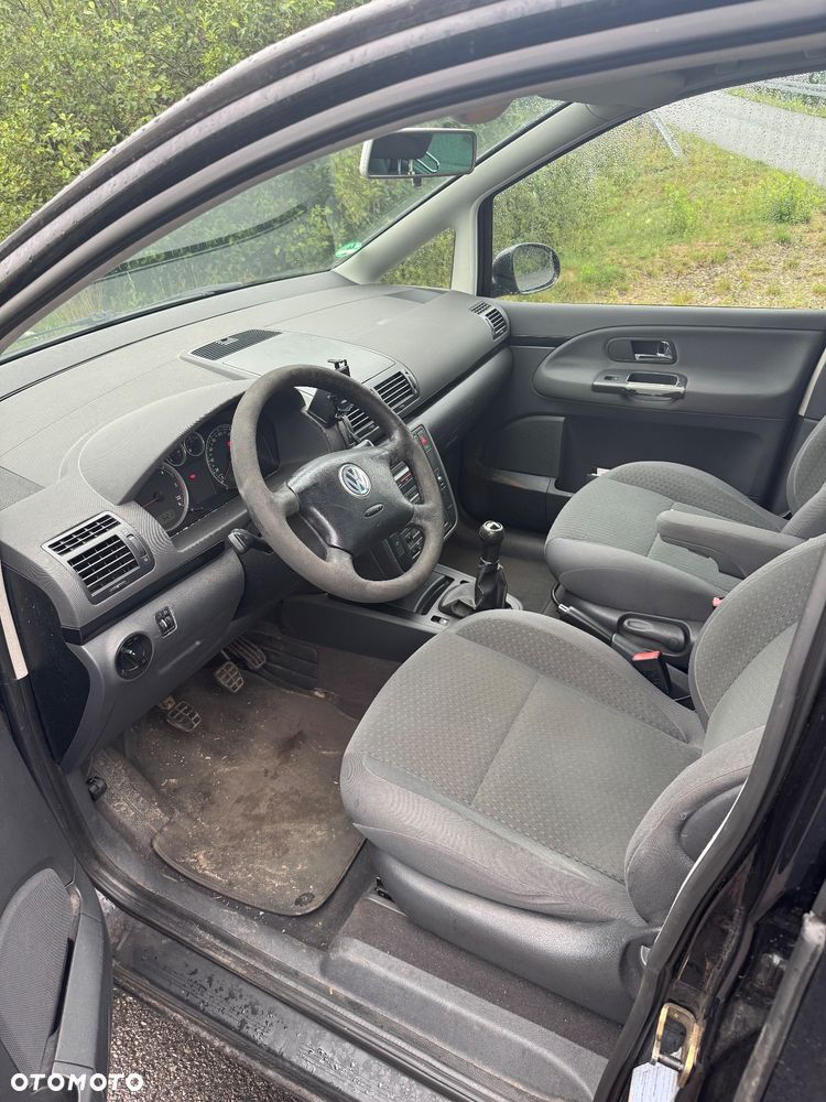 Volkswagen Sharan 1.9 TDI - 9