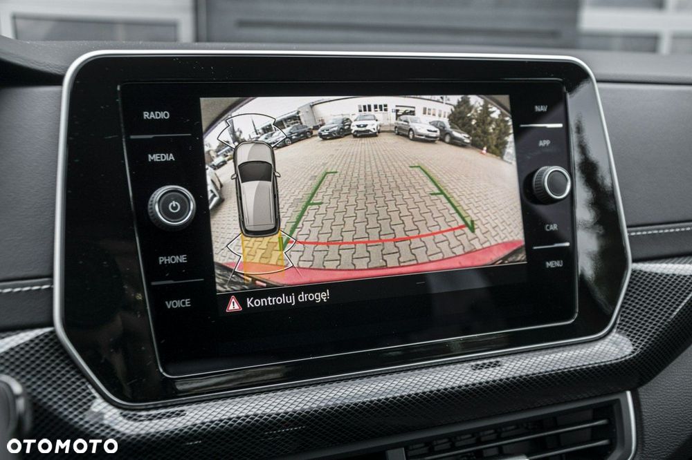 Volkswagen T-Cross - 26