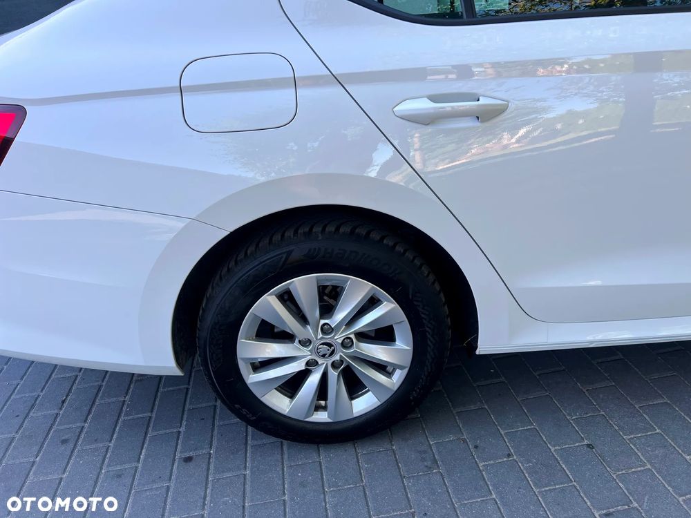 Skoda Octavia 1.5 TSI Edition 130 Essence - 17