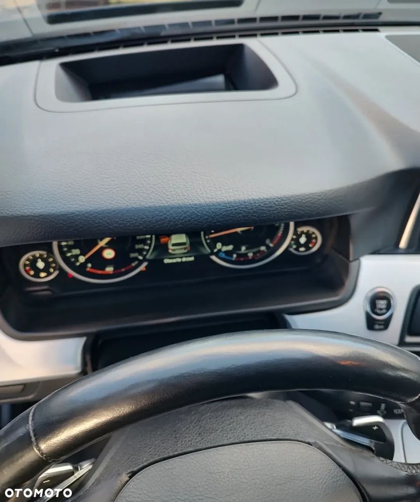 BMW Seria 5 535d Luxury Line - 27