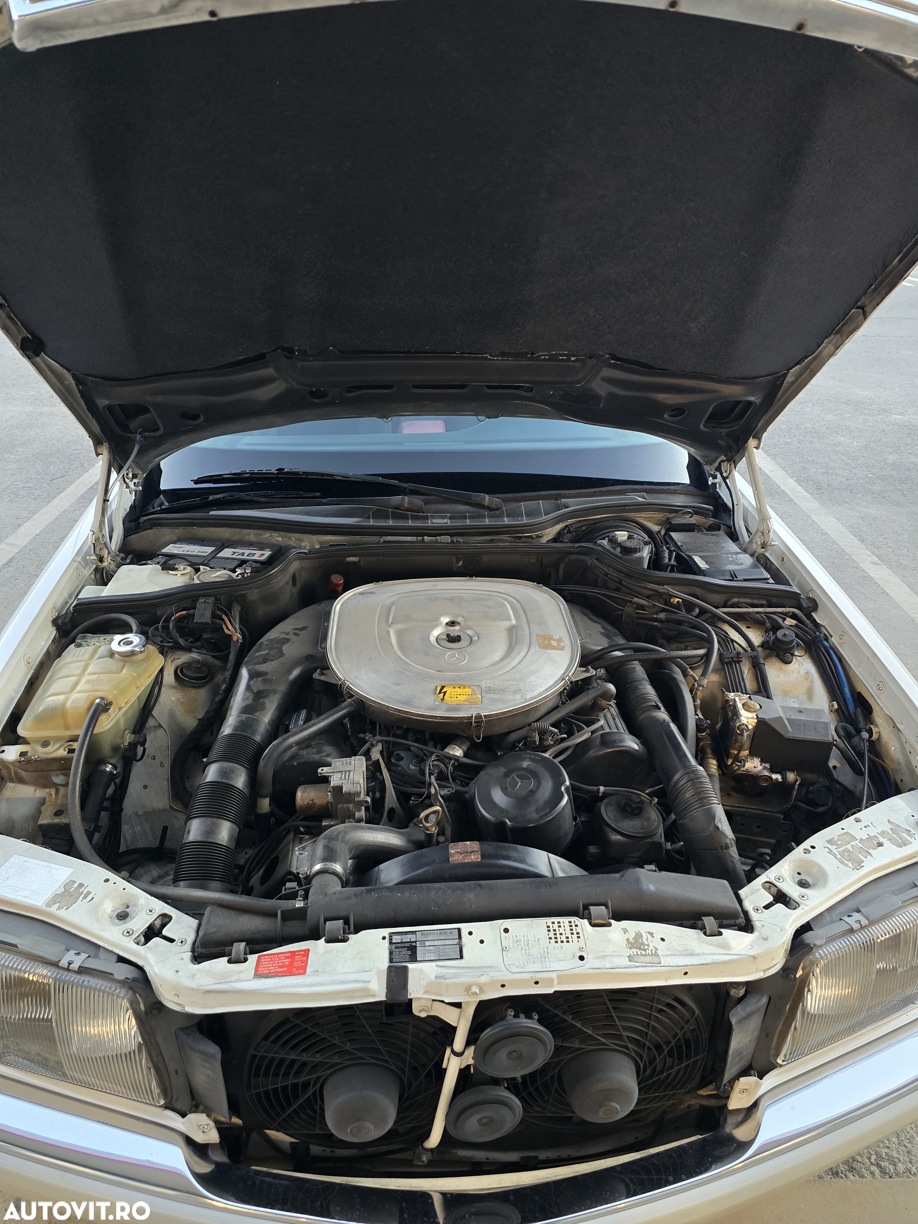Mercedes-Benz W126 - 19