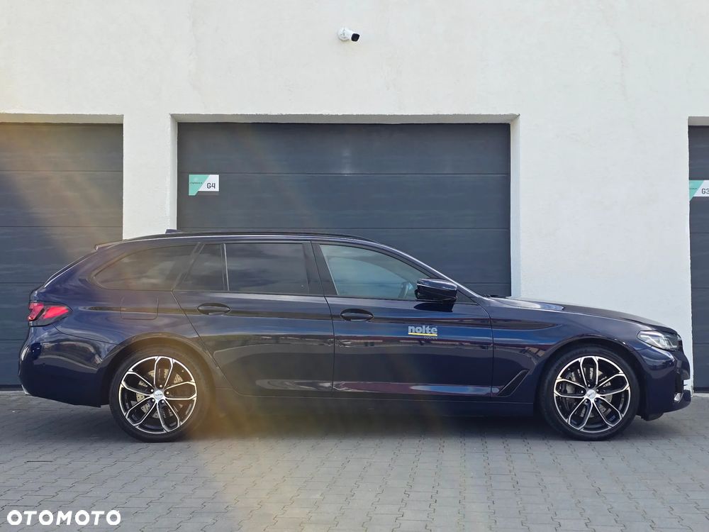 BMW Seria 5 530d mHEV Luxury Line - 3