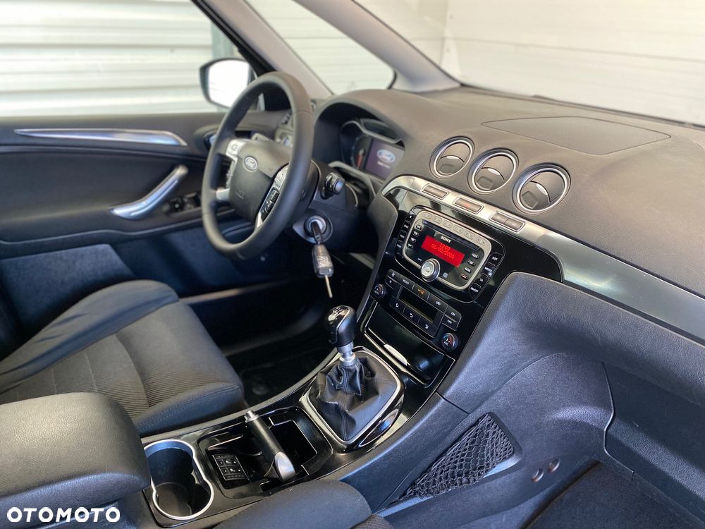Ford S-Max 2.0 TDCi Trend - 11