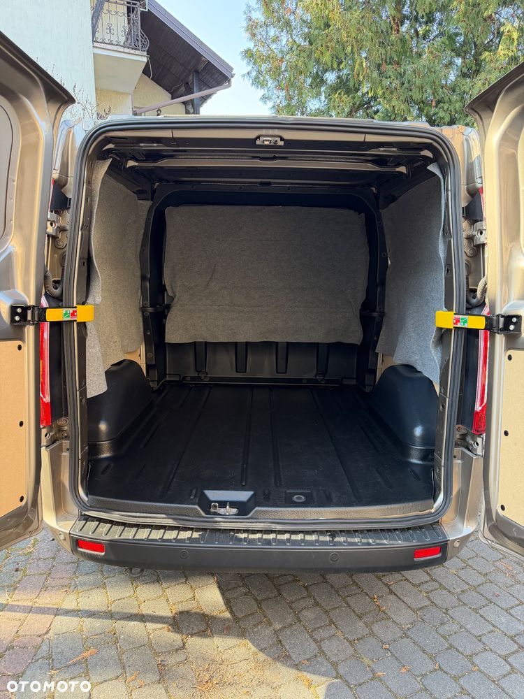 Ford Transit Custom - 22