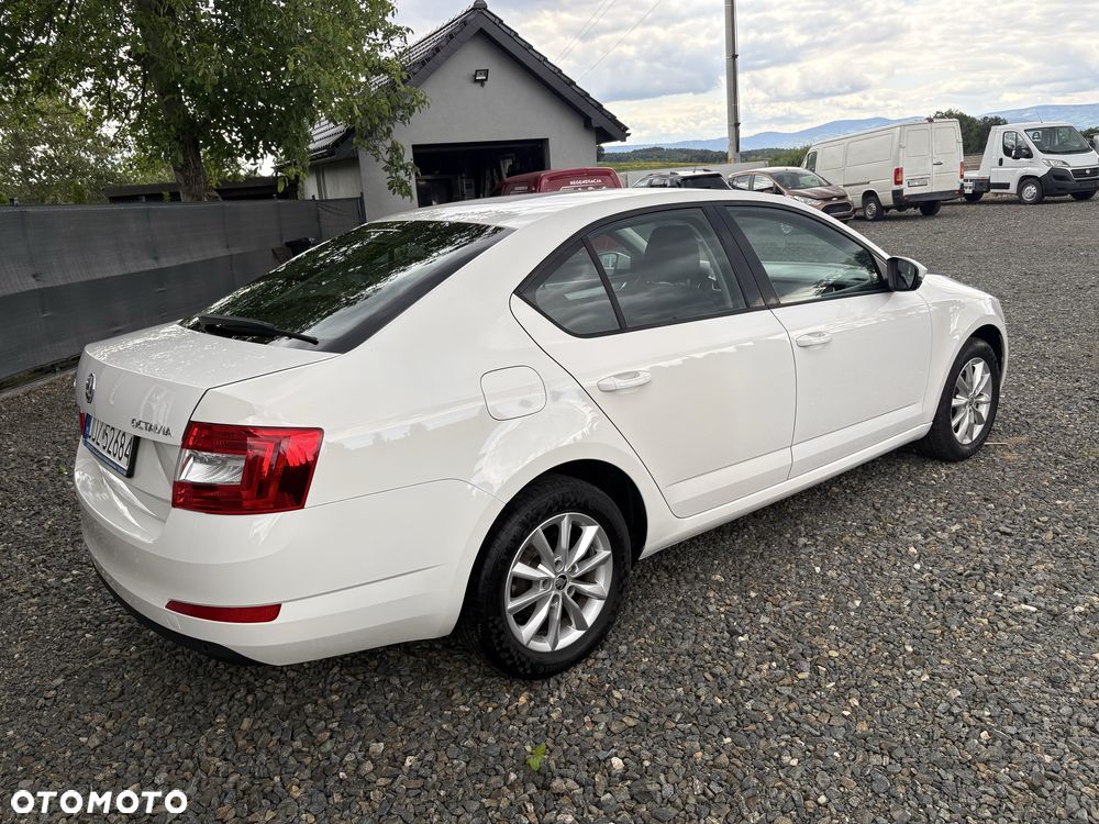 Skoda Octavia - 4