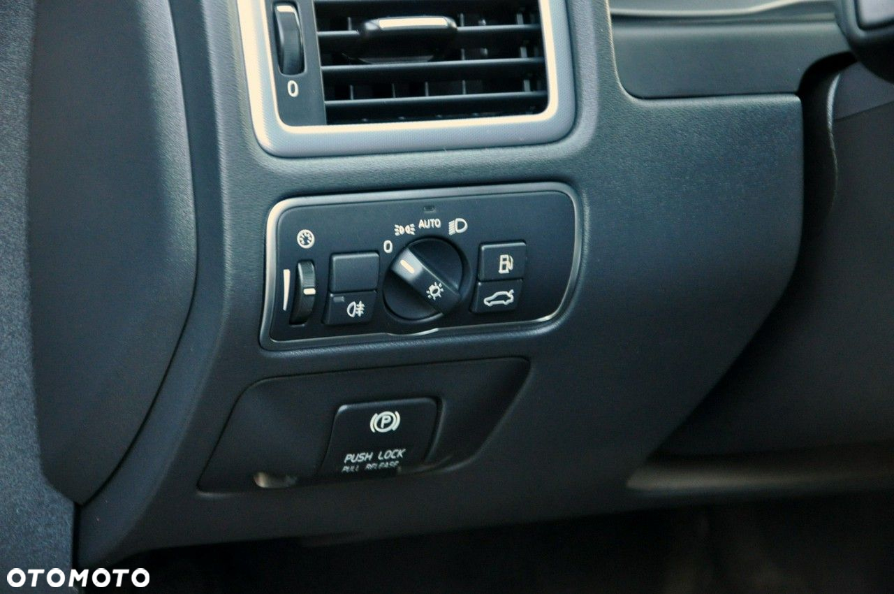 Volvo V70 D4 Drive-E Summum - 35