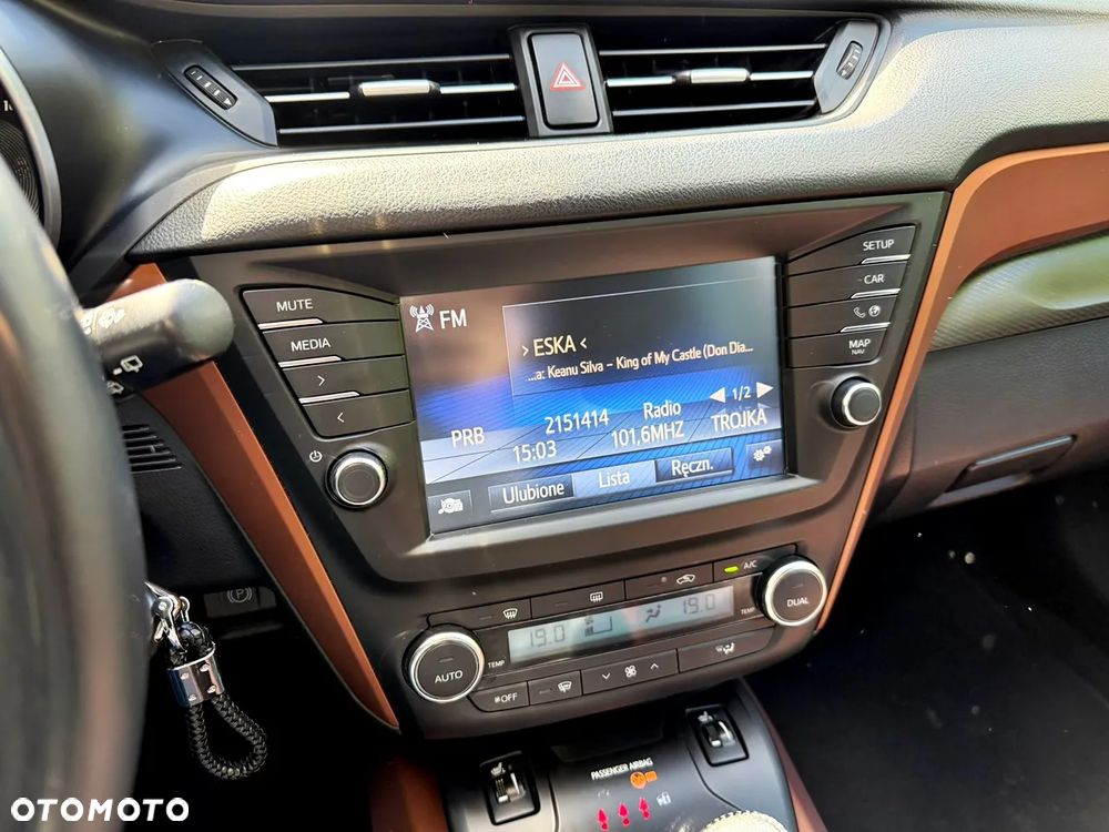 Toyota Avensis - 18