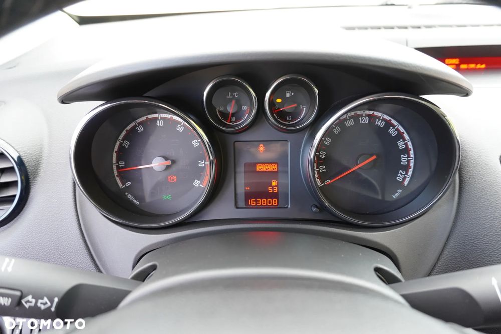 Opel Meriva 1.4 T Cosmo S&S - 29