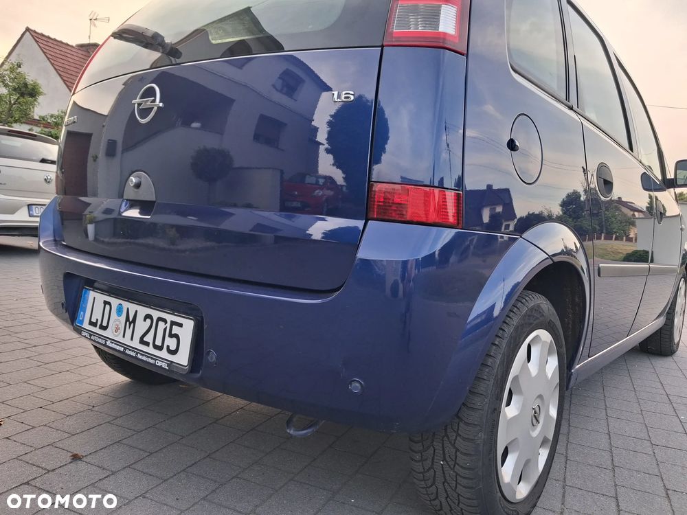 Opel Meriva 1.6 16V (Essentia) - 22